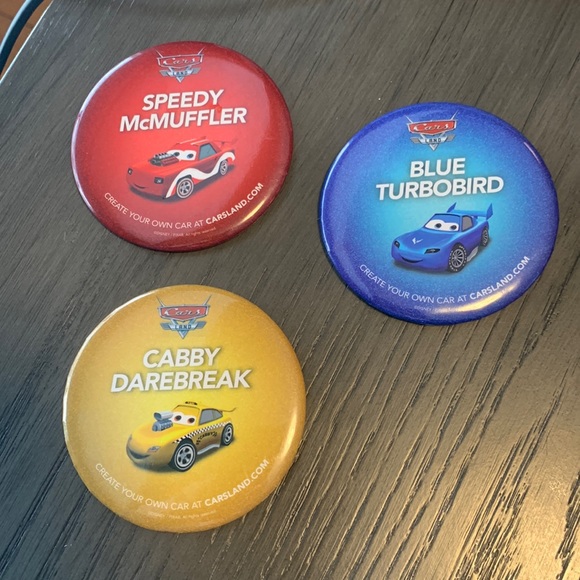 Set of 3 Disneyland Carsland button/pins - Picture 1 of 5